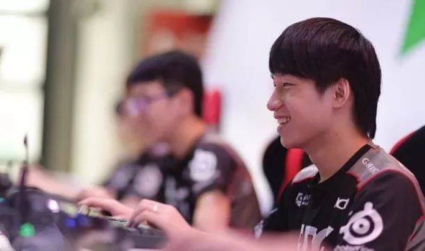 融入球队体 融入球队体